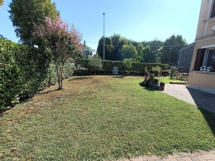 B&B We Care Appartamento Lendinara Екстериор снимка